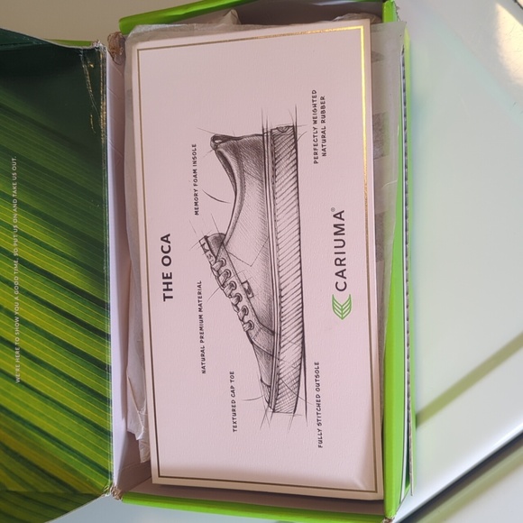 Cariuma (Off-White Gum Sole) 7W - Picture 6 of 7